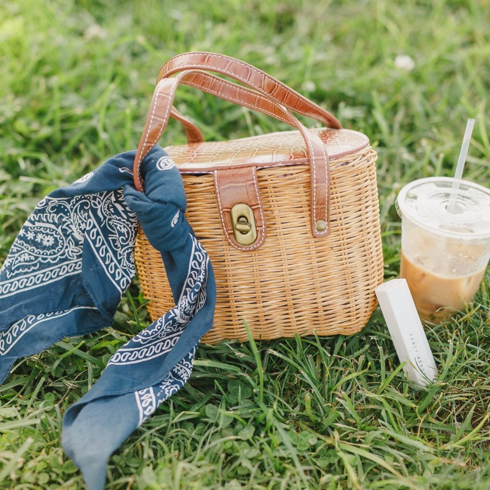 Vintage basket bag